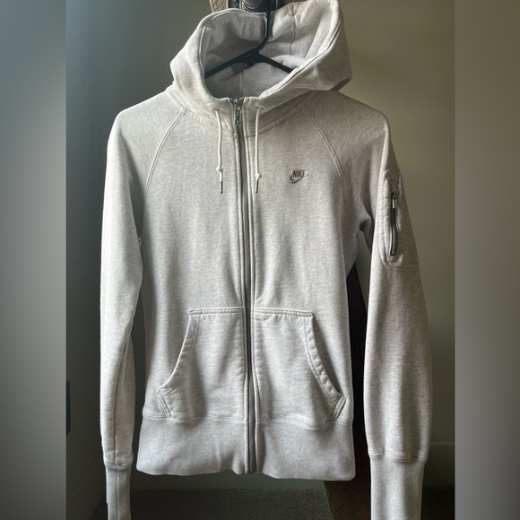 Nike women’s full zip hoodie size small - Picture 1 of 3